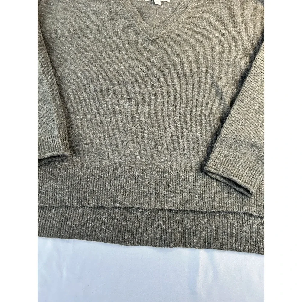 Lucky Brand Women's XS Forest Green V-Neck Pullover‎ Sweater